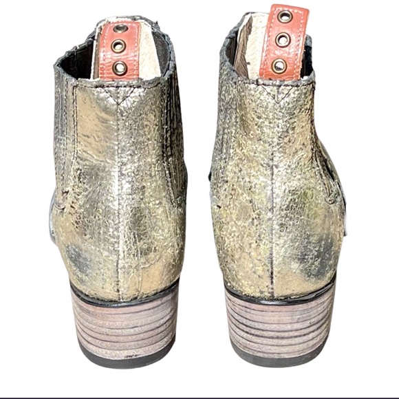 Freebird Salamanca Gold Metallic Ankle Booties. 8 - Picture 4 of 6